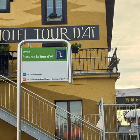 Hotel La Tour D'aï 2*