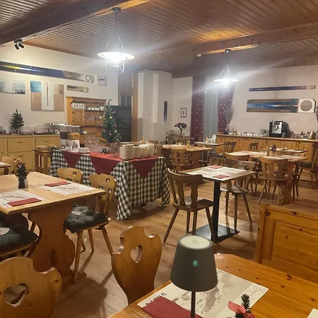 La Tour D'ai Hotel 2*