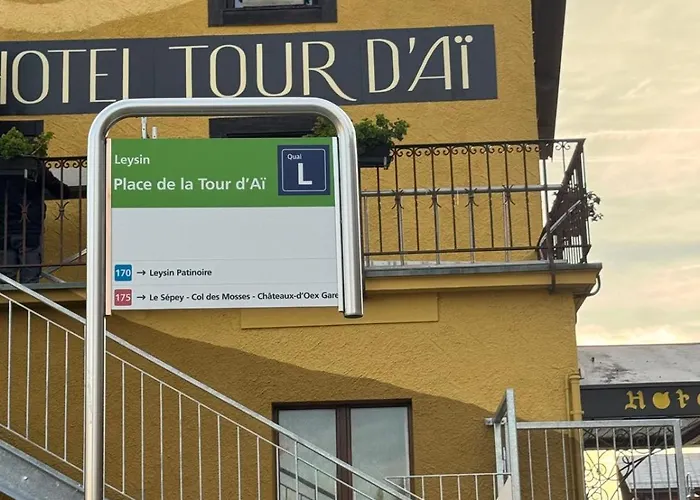 酒店 La Tour D'ai 2*